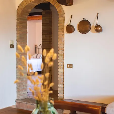 Le Fraine - & Olives Glamping Farm stay *